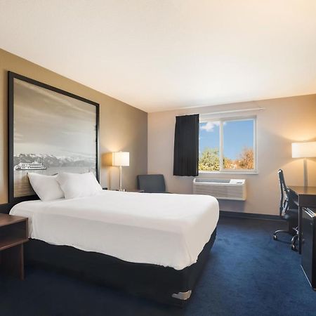 Americas Best Value Inn Sparks Kültér fotó