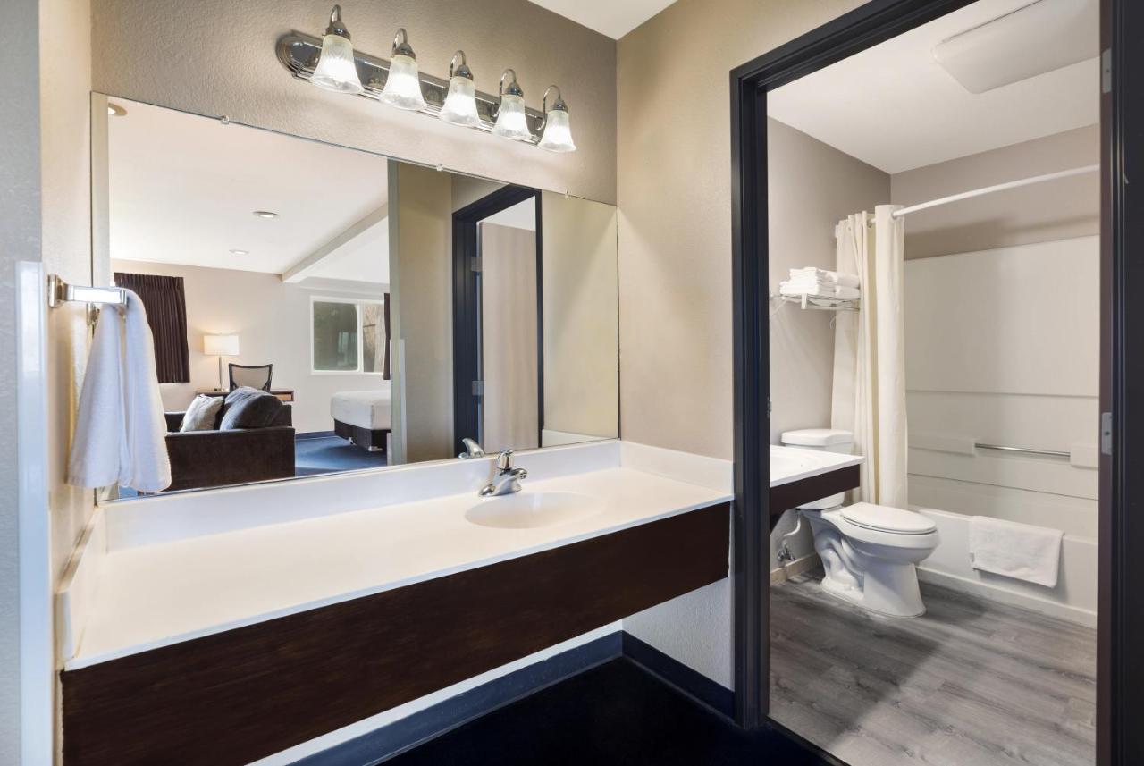 Americas Best Value Inn Sparks Kültér fotó
